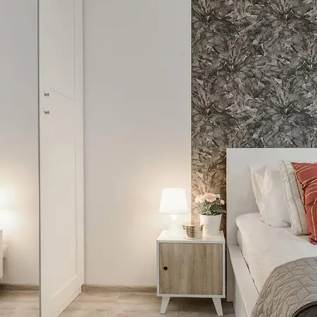 Apartment Comfy Near Park Fv *