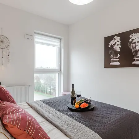 Comfy Near Park Fv Apartment